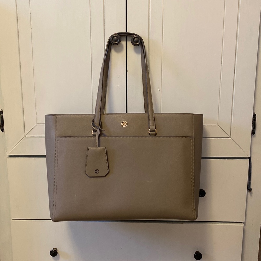 Lightly used Tory Burch tote